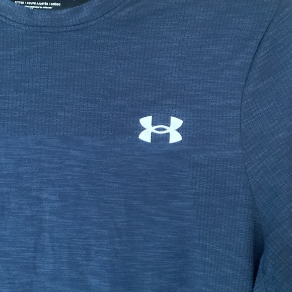 Under Armour Fitted Seamless long sleeve top size Large Navy Blue - Picture 3 of 6